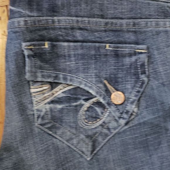 🛍️5/$20🛍️ STS Blue Capri Jeans Size 30 Waist - Picture 8 of 10